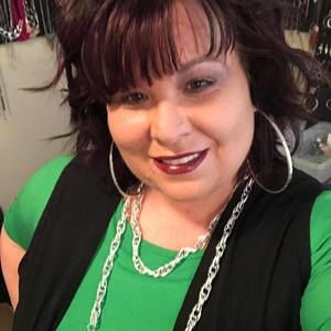 Meet your Posher, Carla